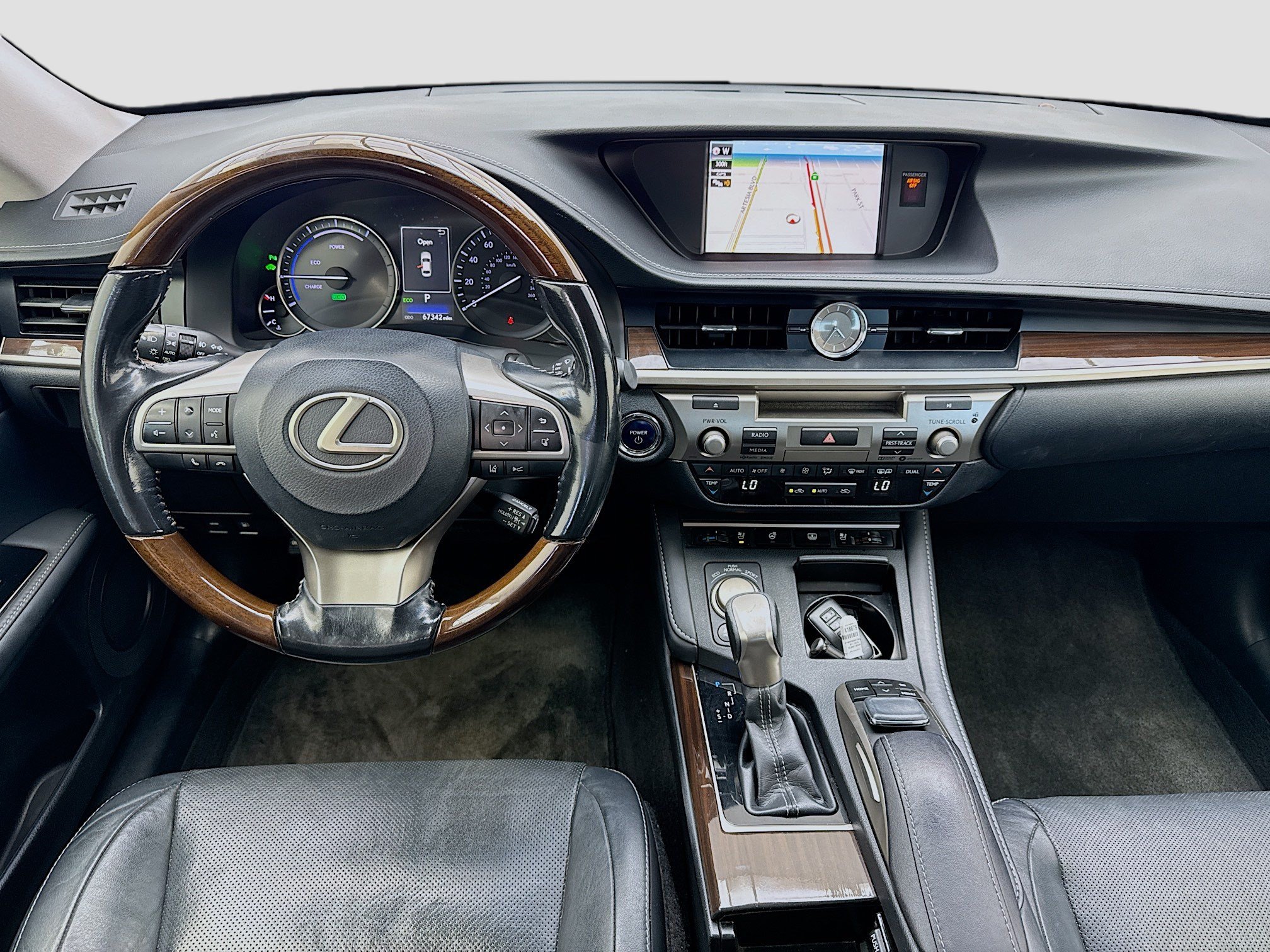 Used 2017 Lexus ES 300h w/ Luxury Package FWD image 15