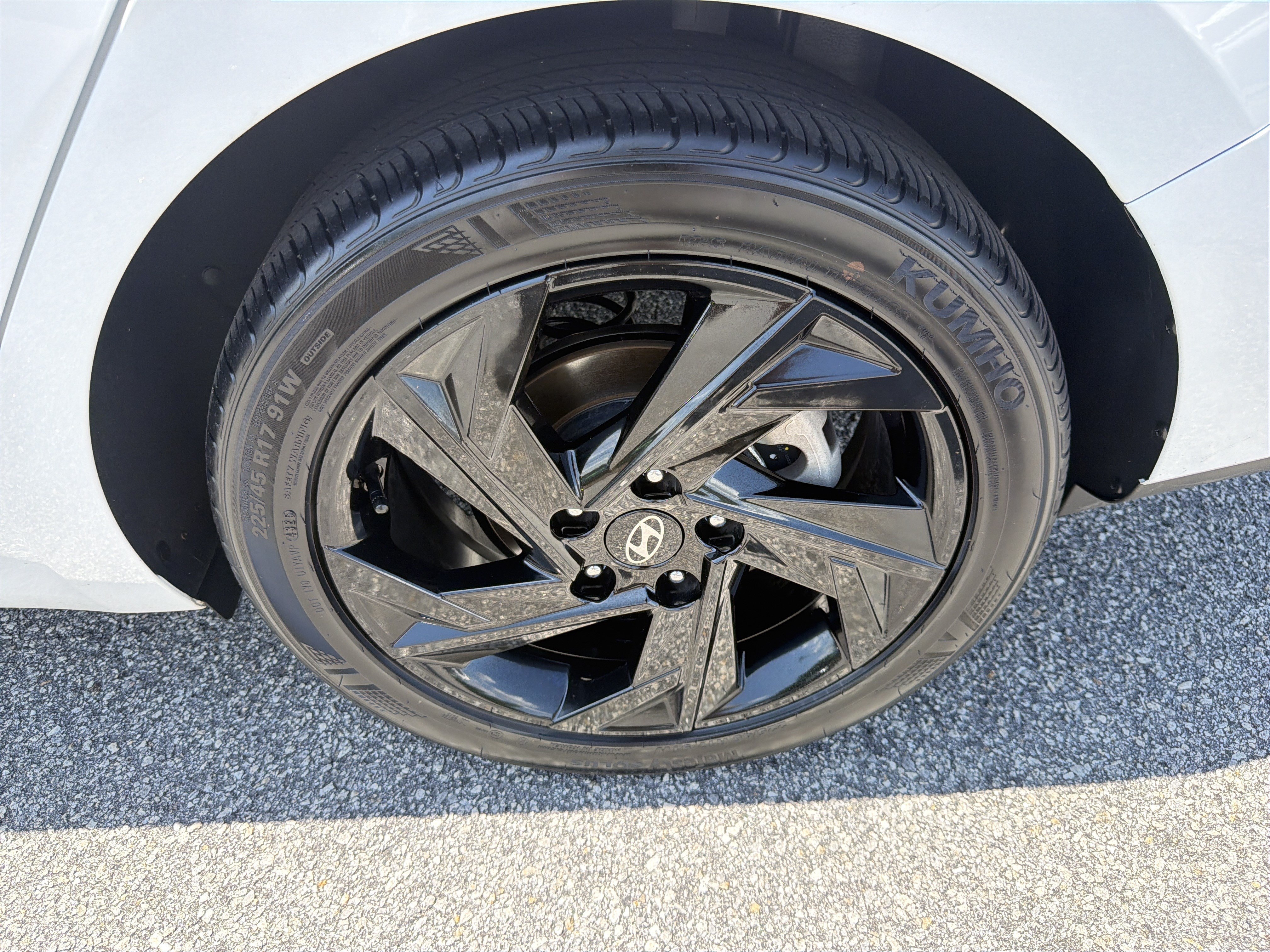 Used 2026 Hyundai Elantra Sport FWD image 27