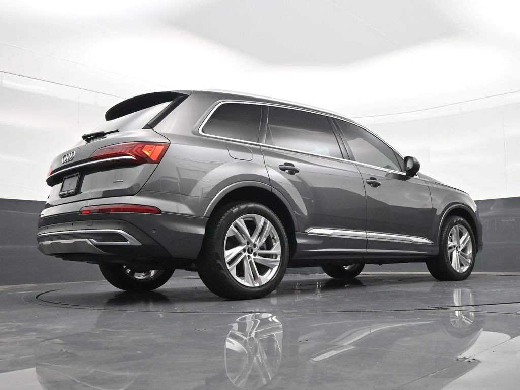 Used 2021 Audi Q7 2.0T Premium Plus w/ Premium Plus Package AWD/4WD image 22