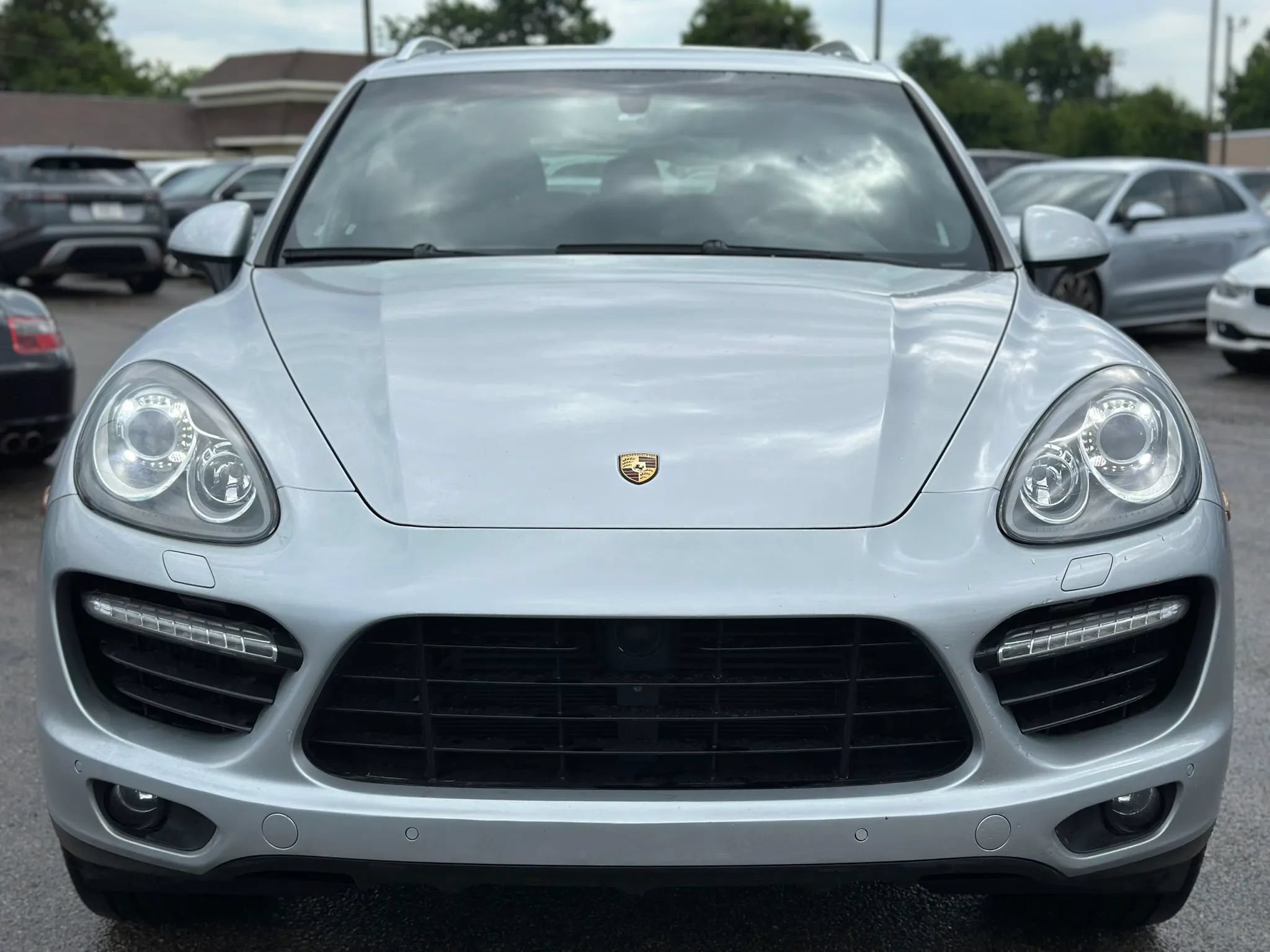 Used 2014 Porsche Cayenne Turbo S AWD/4WD image 3