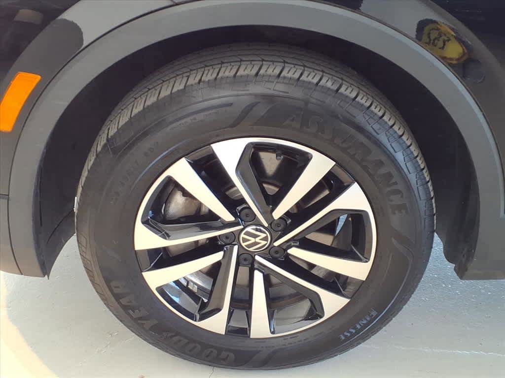 Certified 2023 Volkswagen Tiguan S w/ Driver Assistance Package AWD/4WD image 8