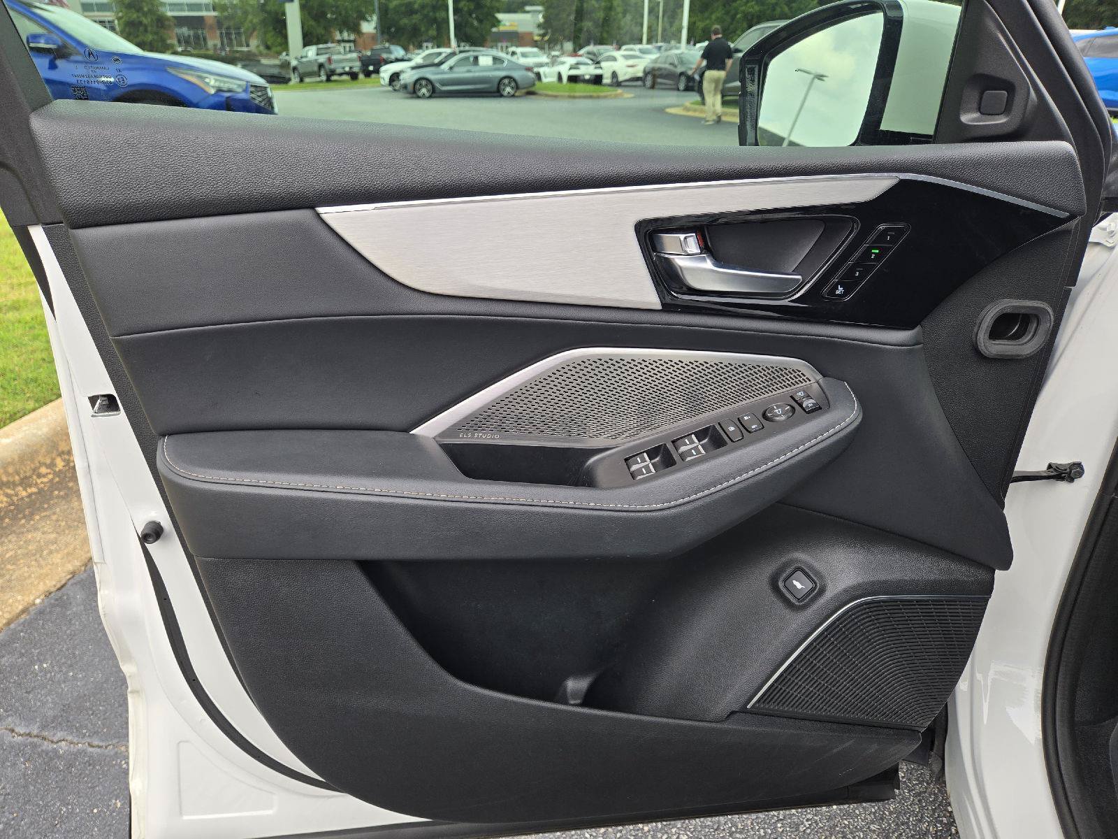 Certified 2023 Acura MDX w/ Technology Package FWD image 7
