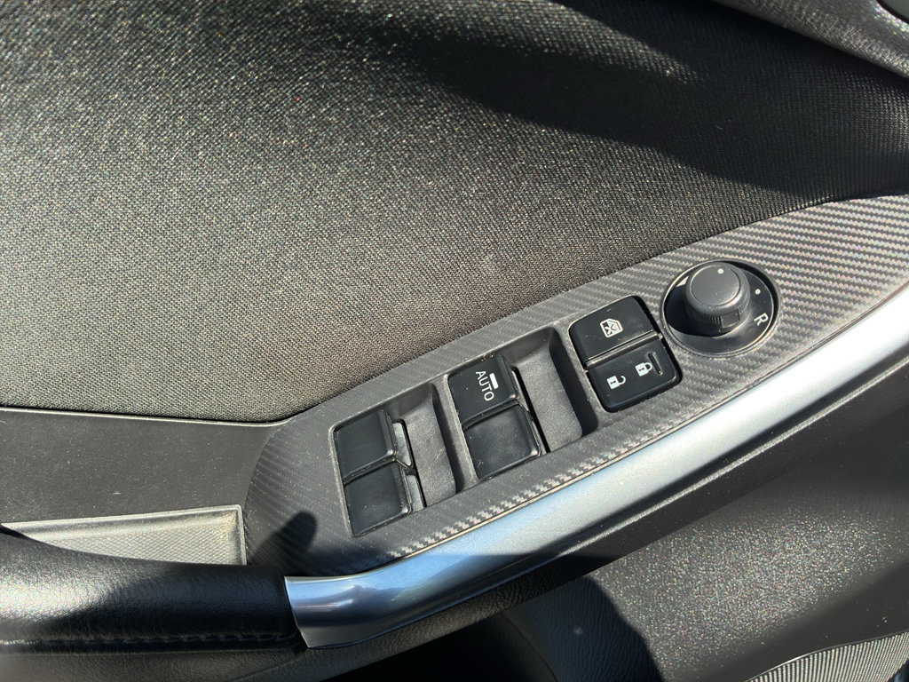 Used 2016 MAZDA CX-5 Touring FWD image 12