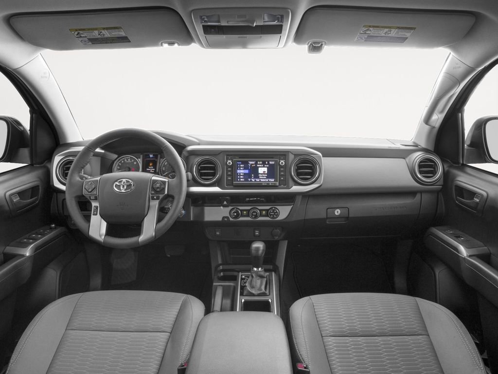 Used 2017 Toyota Tacoma SR5 w/ Tow Package AWD/4WD image 5