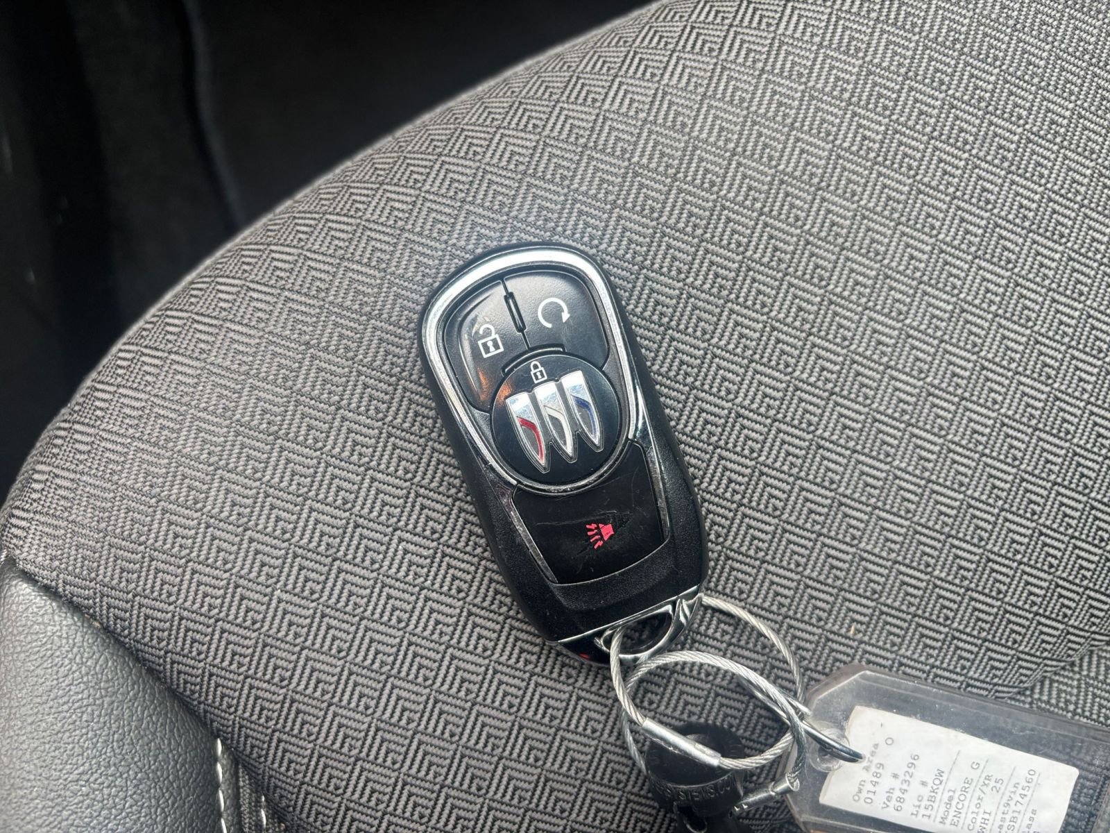 Used 2025 Buick Encore GX Preferred FWD image 23