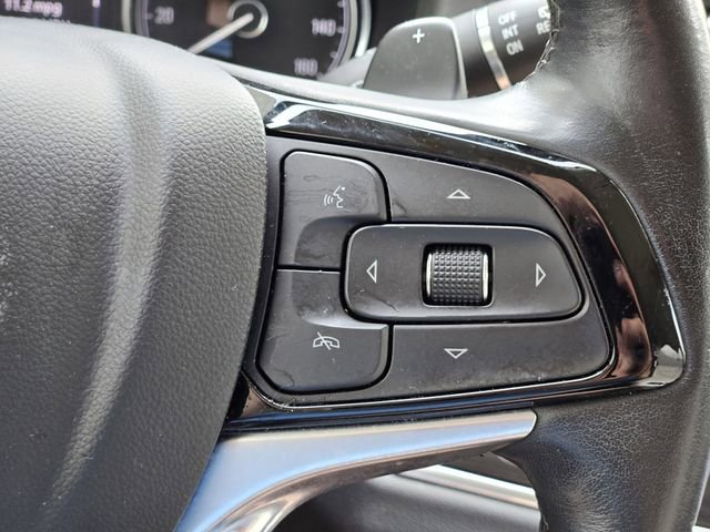 Used 2023 Buick Enclave Essence image 18