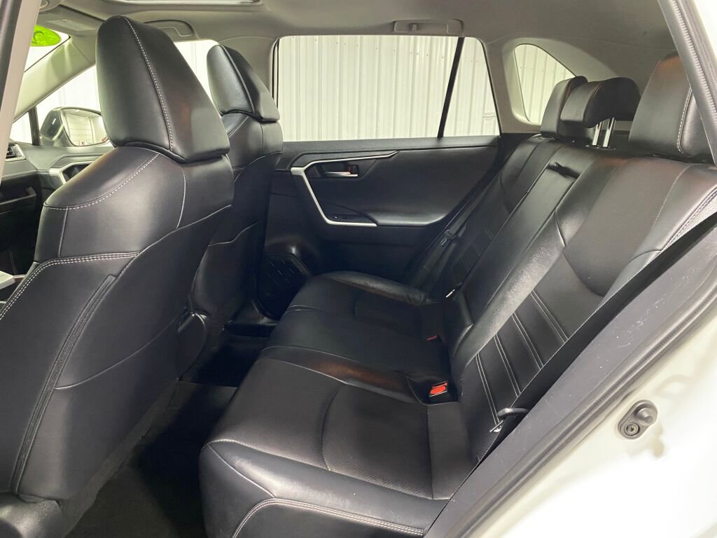 Used 2019 Toyota RAV4 Limited w/ Advanced Technology Package AWD/4WD image 11