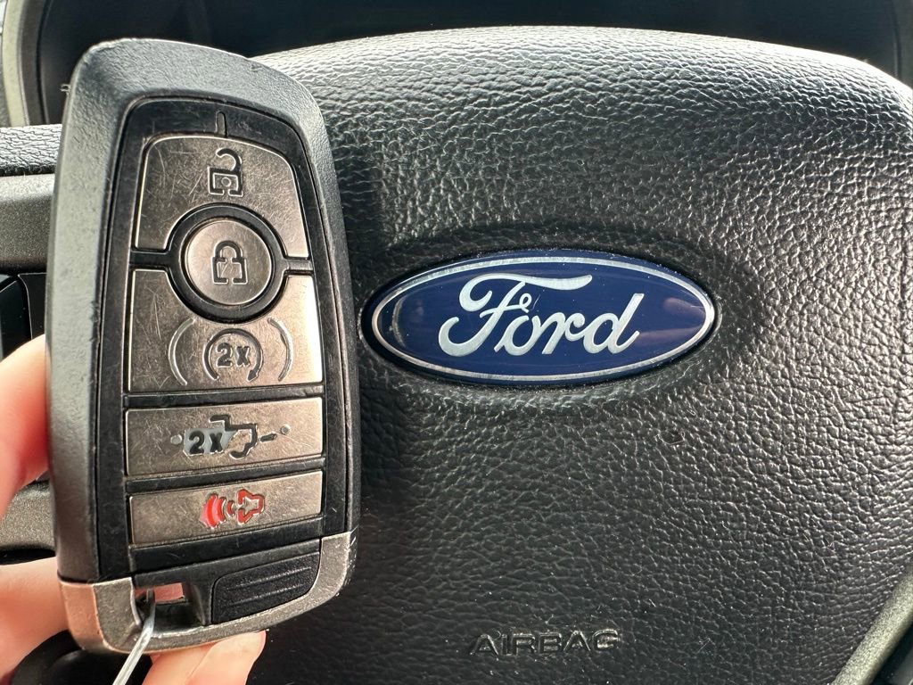 Used 2018 Ford F150 Raptor w/ Equipment Group 802A Luxury image 47