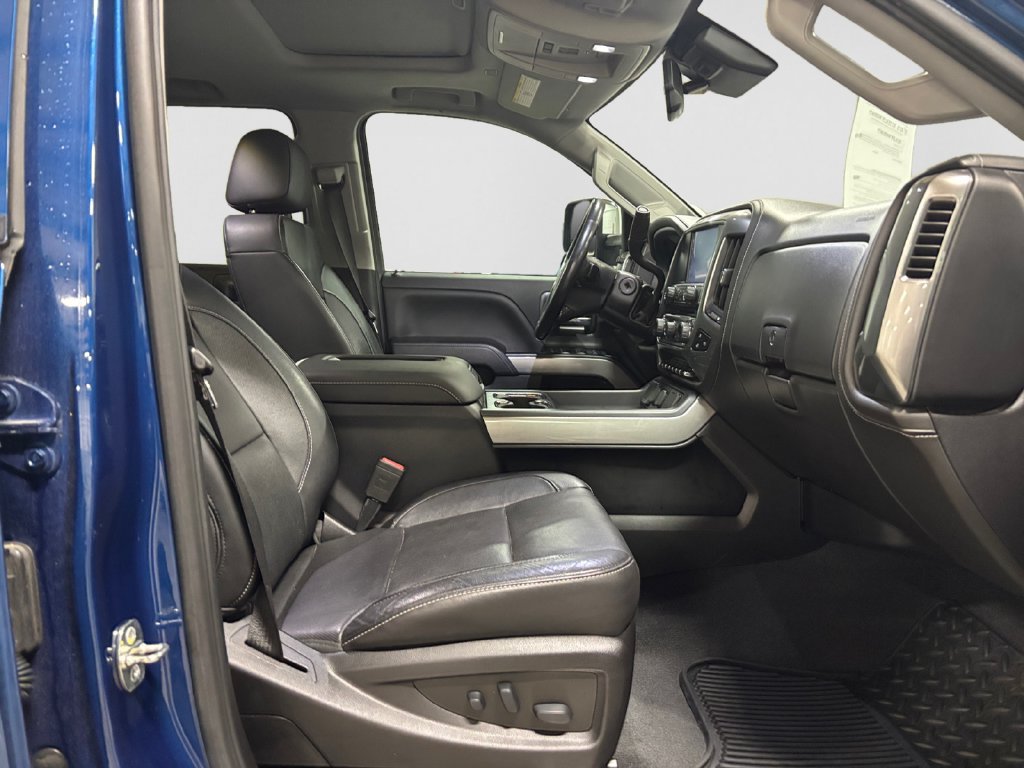 Used 2019 Chevrolet Silverado 2500 LTZ w/ Duramax Plus Package AWD/4WD image 15