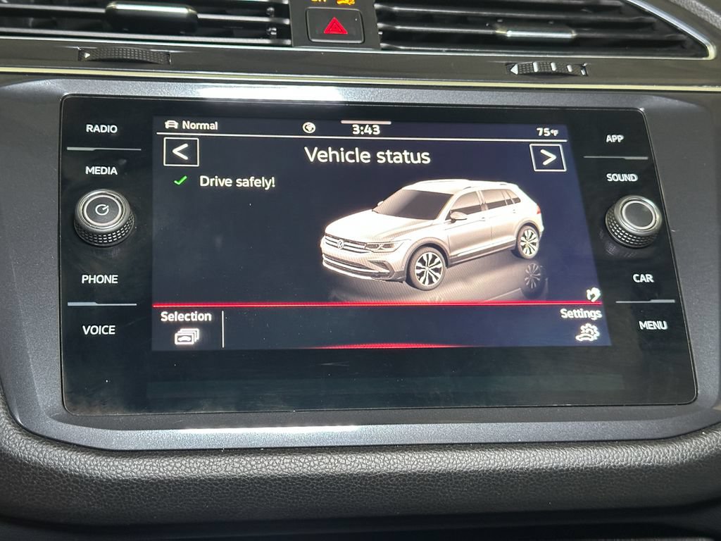 Used 2022 Volkswagen Tiguan SE R-Line AWD/4WD image 39