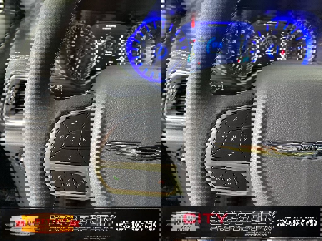 New 2026 Chrysler Pacifica Select image 15