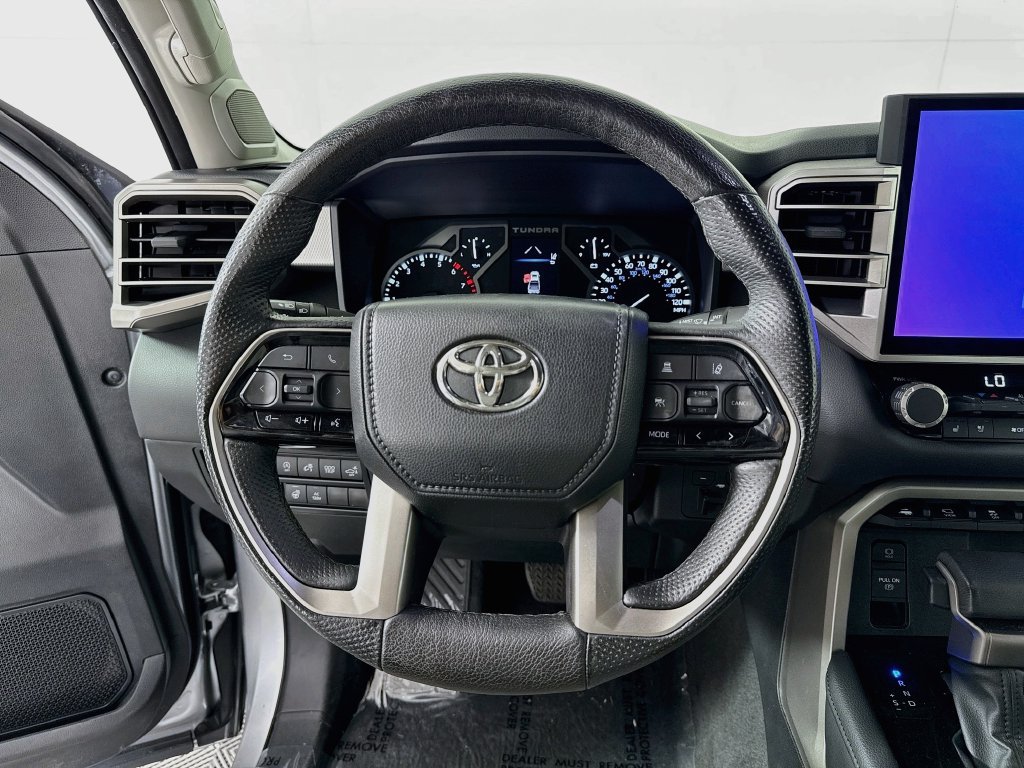 Used 2023 Toyota Tundra Limited AWD/4WD image 11