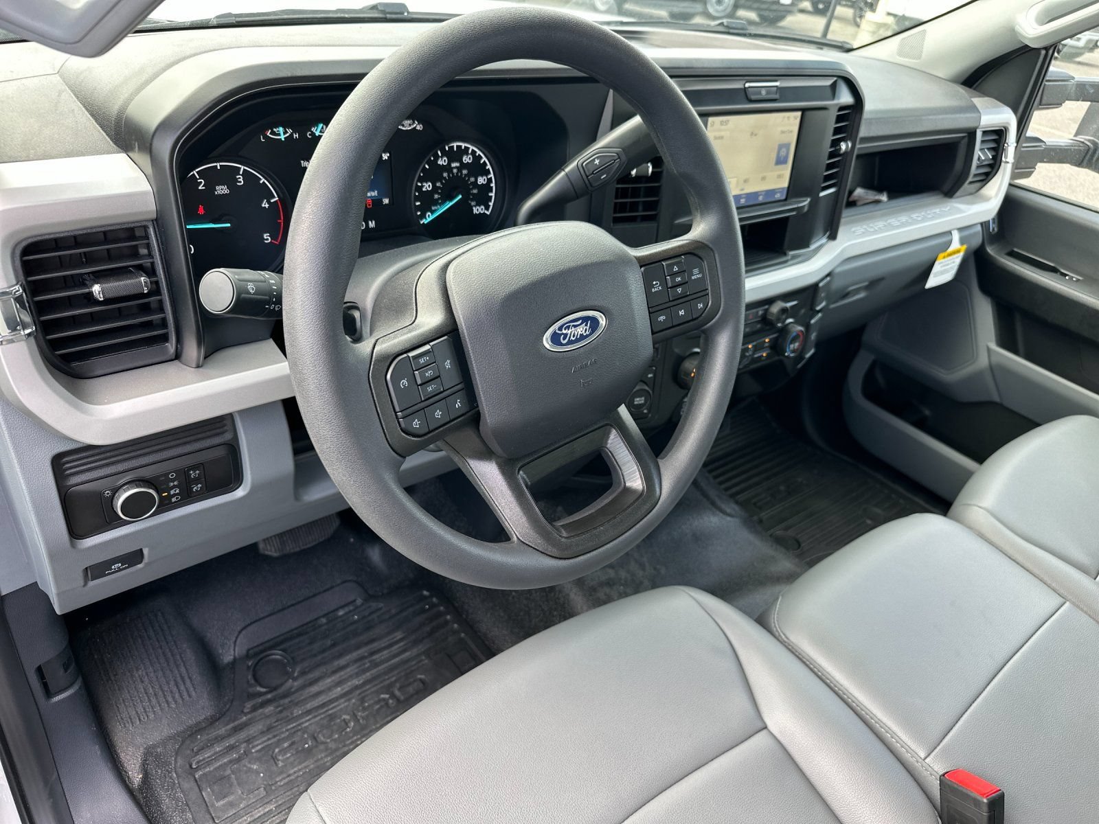 New 2026 Ford F550 4x4 Regular Cab Super Duty image 14