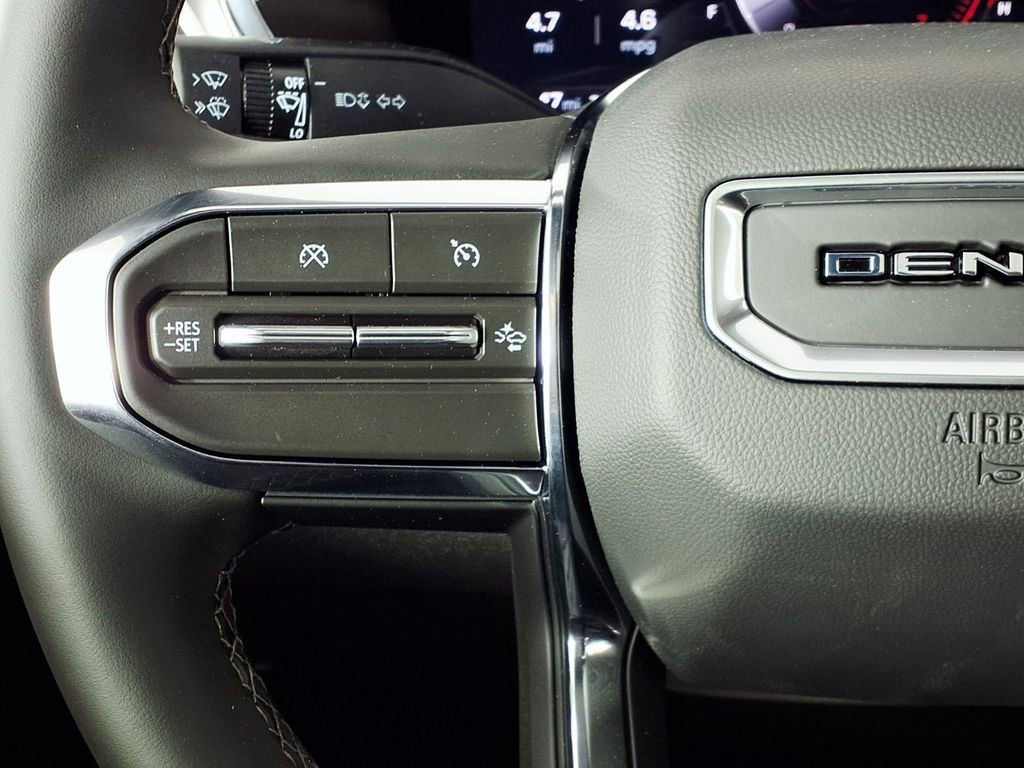 New 2026 GMC Canyon Denali image 18