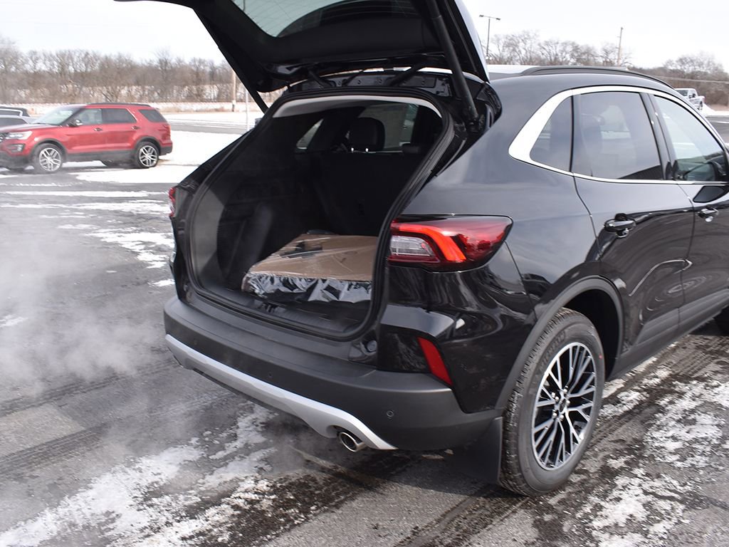 New 2026 Ford Escape SE image 25