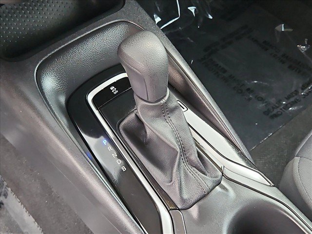 Used 2025 Toyota Corolla LE FWD image 17