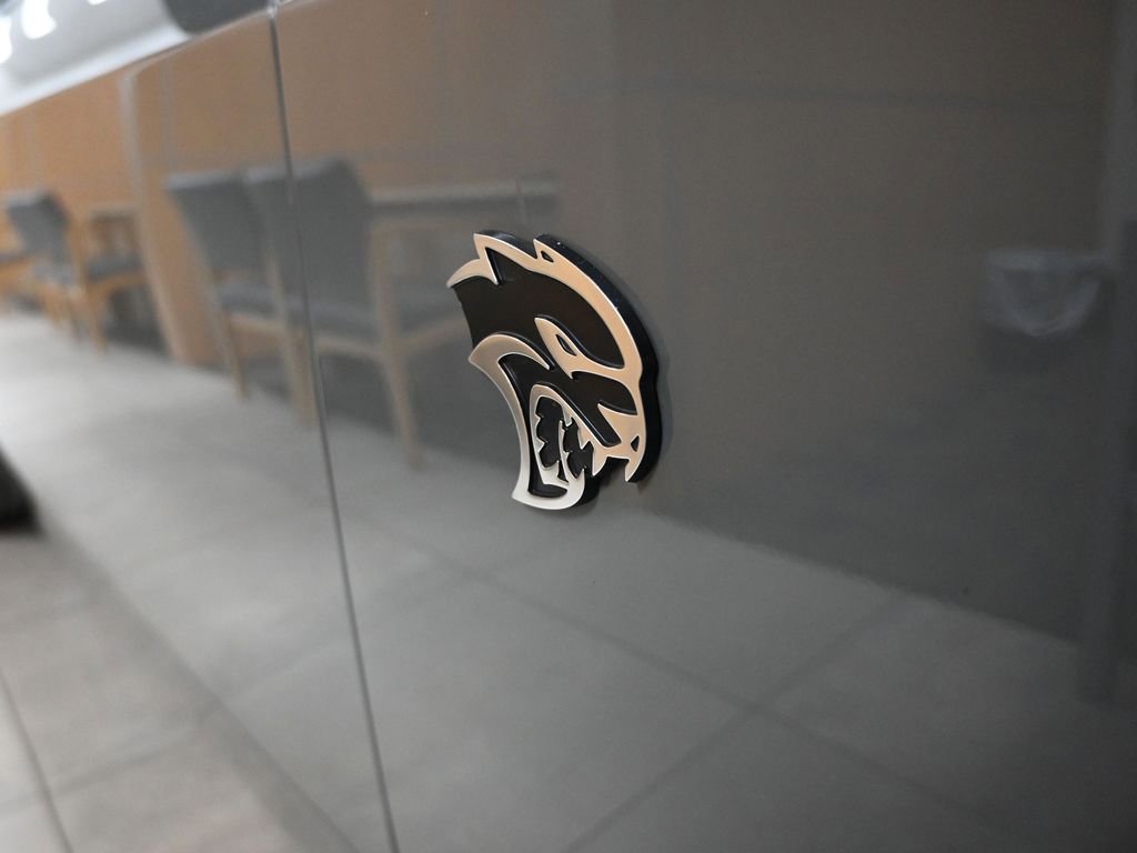 Used 2017 Dodge Challenger SRT Hellcat image 8