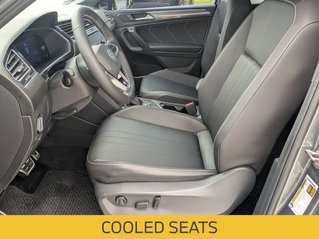 Used 2023 Volkswagen Tiguan SE R-Line FWD image 14