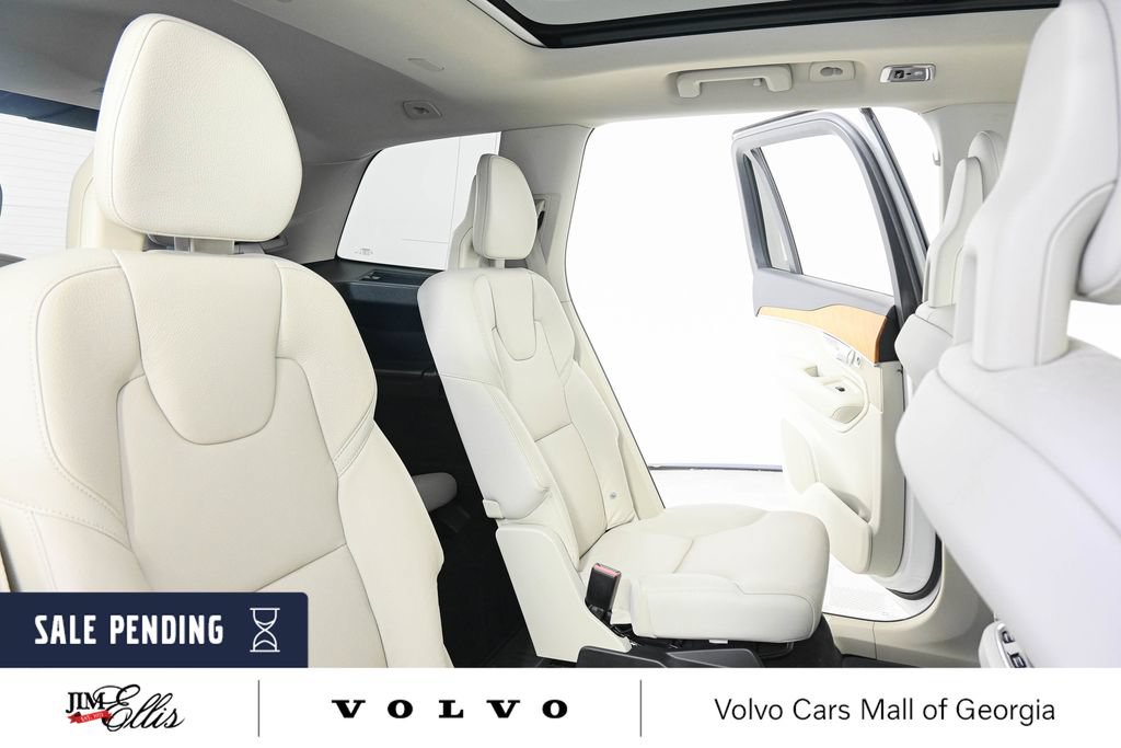 Certified 2021 Volvo XC90 T6 Momentum w/ Climate Package AWD/4WD image 22