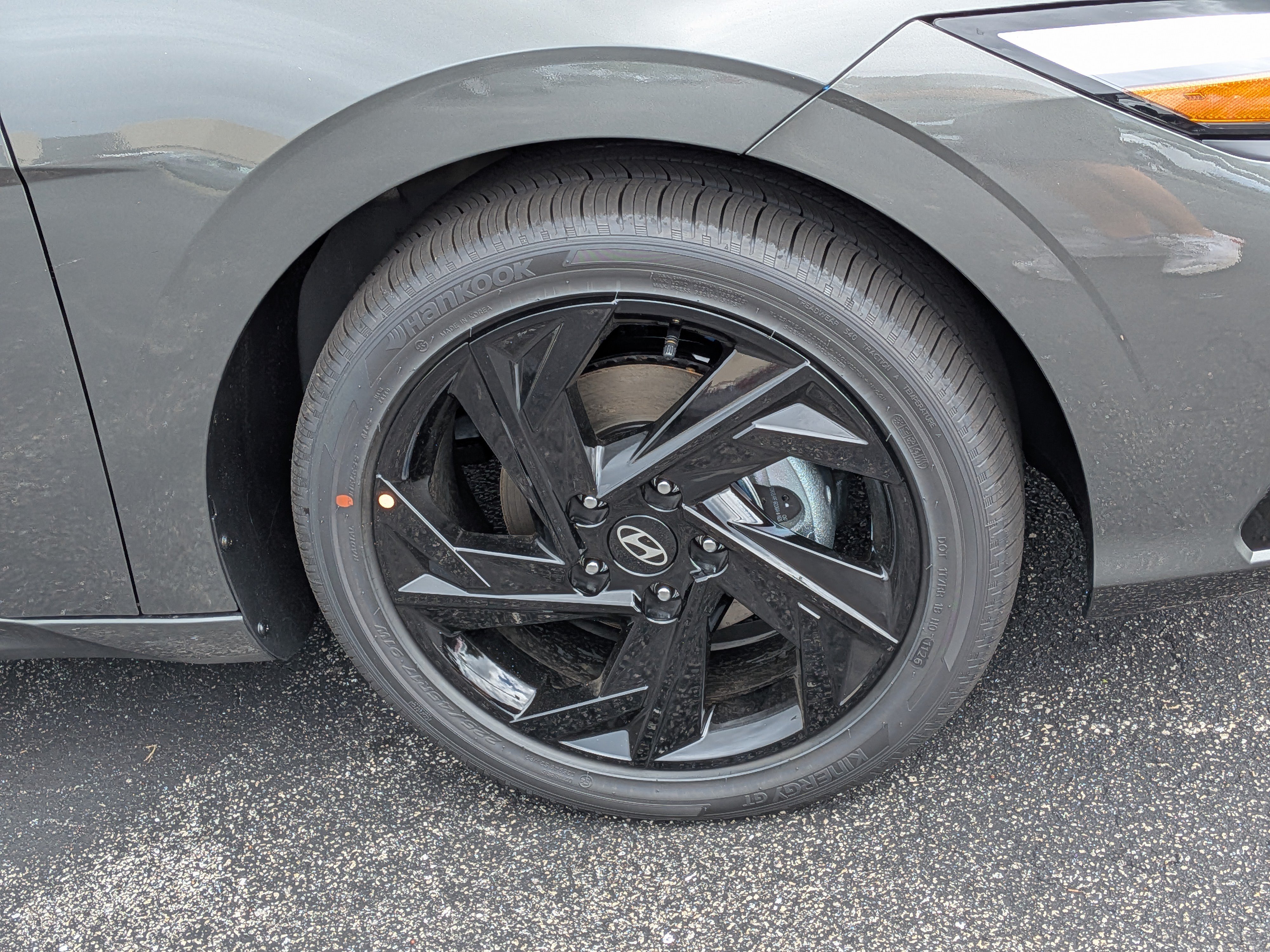New 2026 Hyundai Elantra SEL Sport FWD image 11