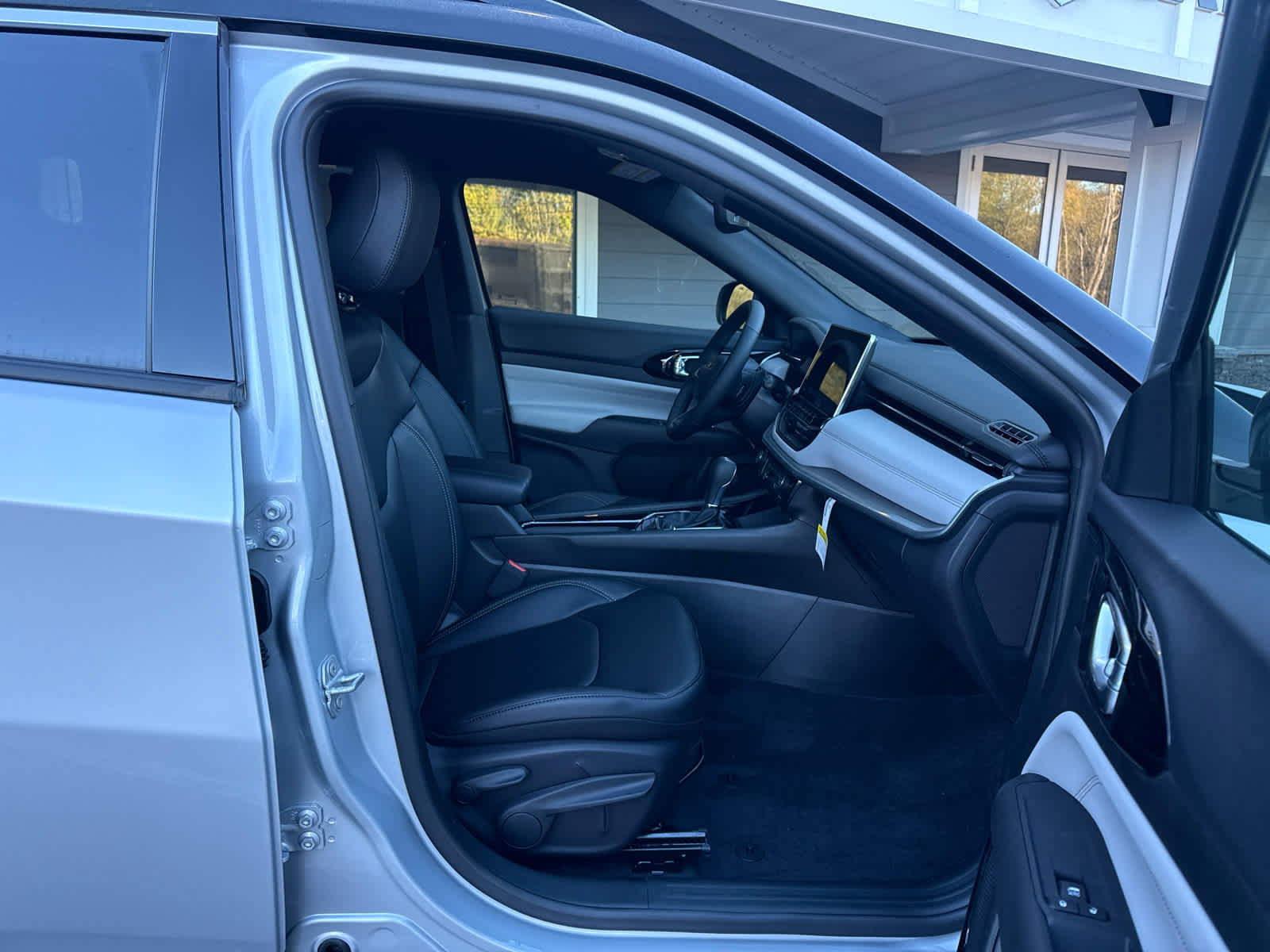 New 2026 Jeep Compass Limited AWD/4WD image 17