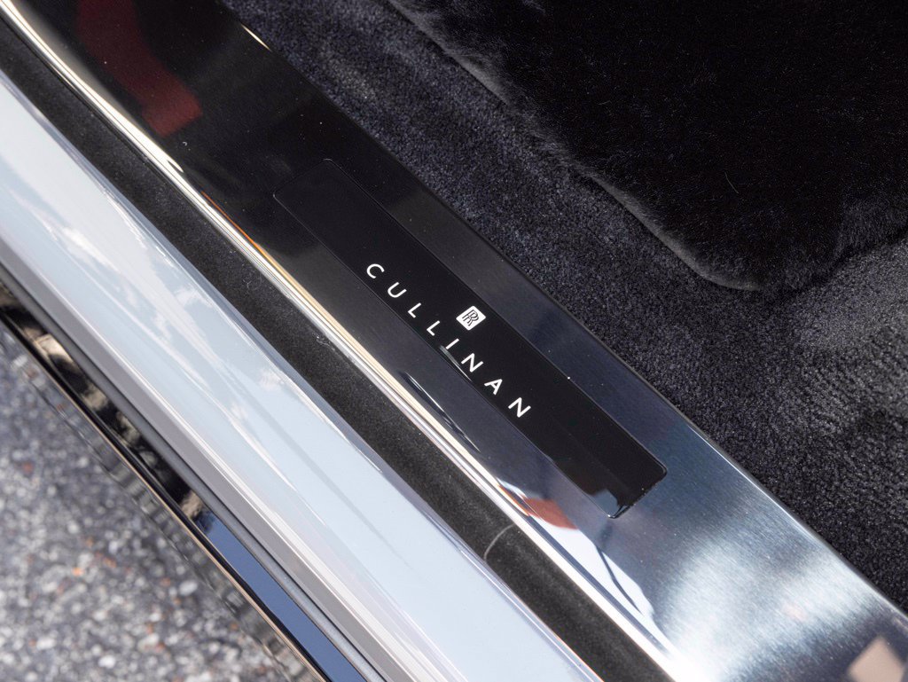New 2027 Rolls-Royce Cullinan AWD/4WD image 31