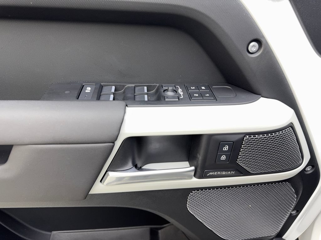 Used 2024 Land Rover Defender 110 S AWD/4WD image 32