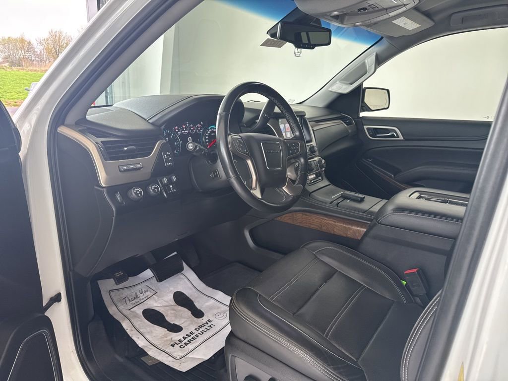 Used 2019 GMC Yukon XL Denali AWD/4WD image 7