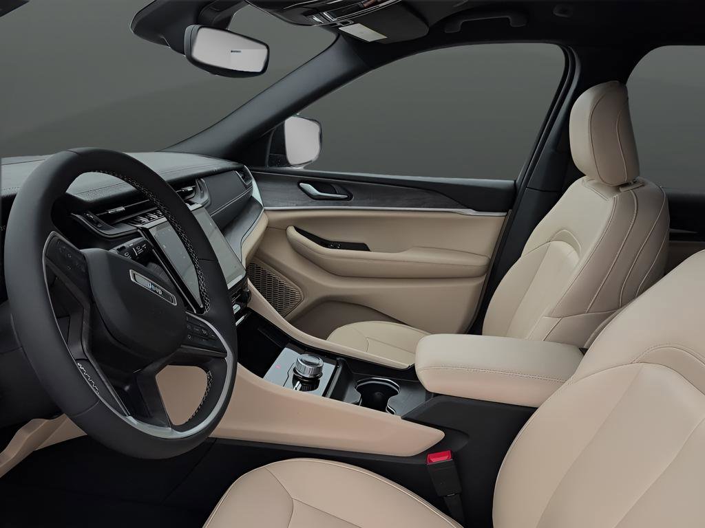 Used 2023 Jeep Grand Cherokee Limited image 10