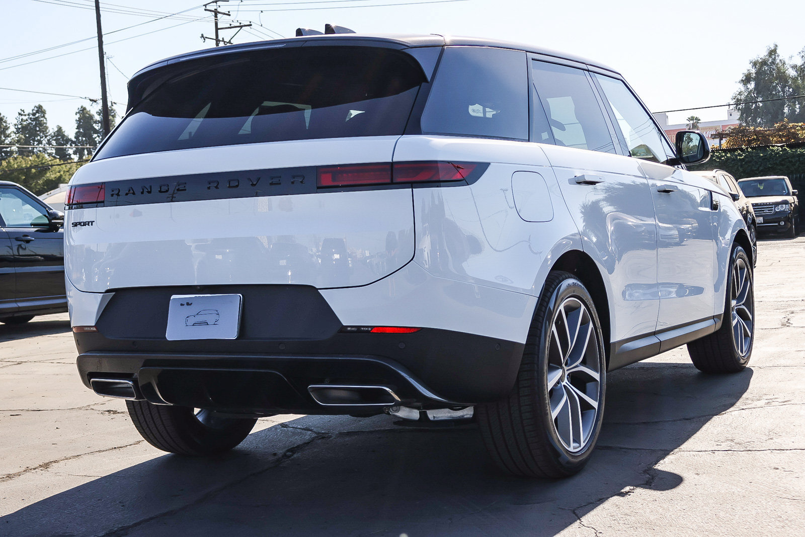New 2027 Land Rover Range Rover Sport SE AWD/4WD image 4