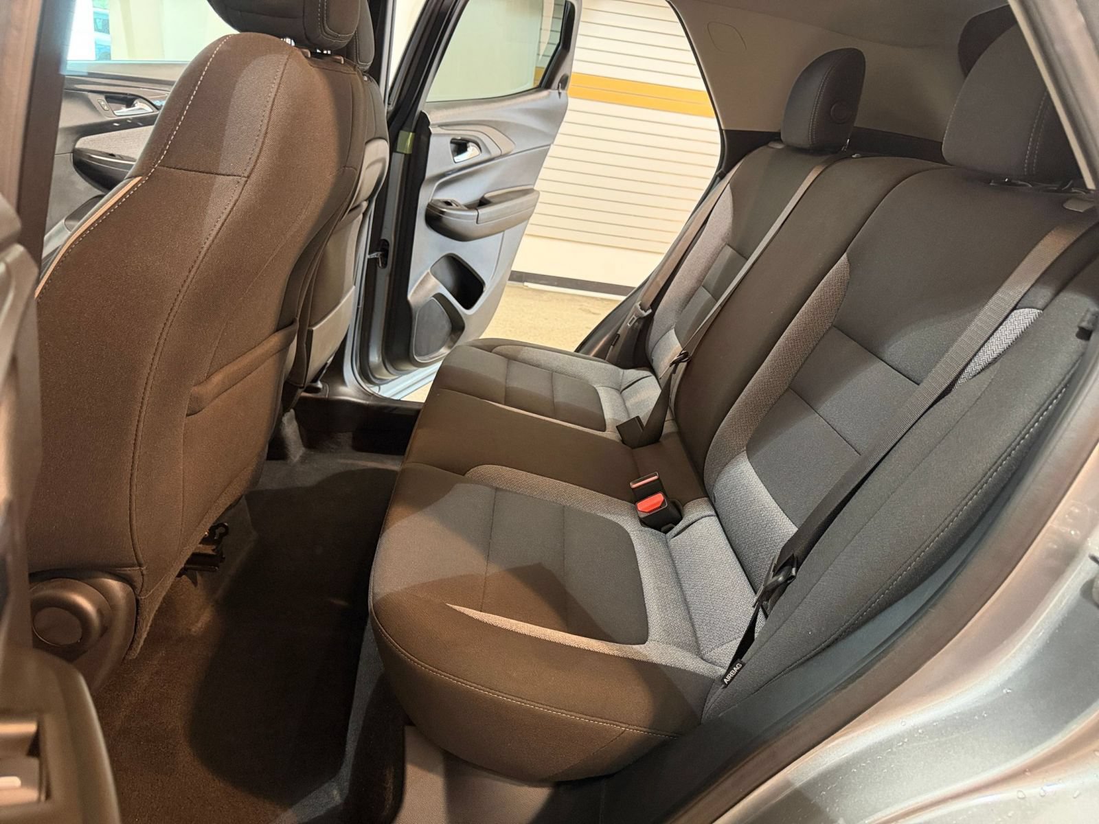 Used 2025 Chevrolet TrailBlazer LT FWD image 38