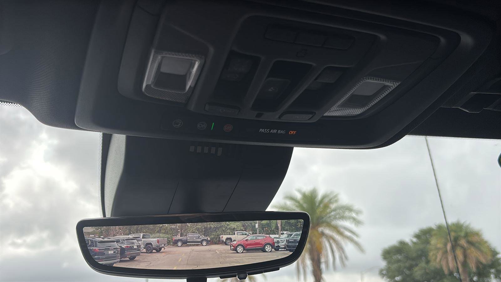 Certified 2022 GMC Sierra 1500 AT4 w/ AT4 Premium Package AWD/4WD image 37