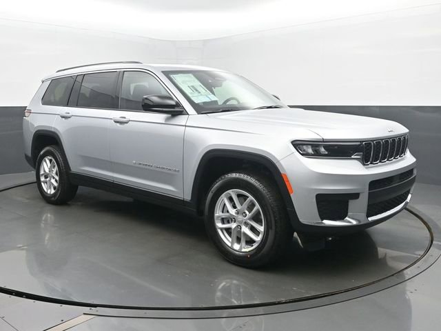 New 2026 Jeep Grand Cherokee L Laredo image 7