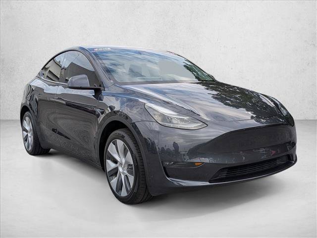 Used 2024 Tesla Model Y Long Range AWD/4WD video 3