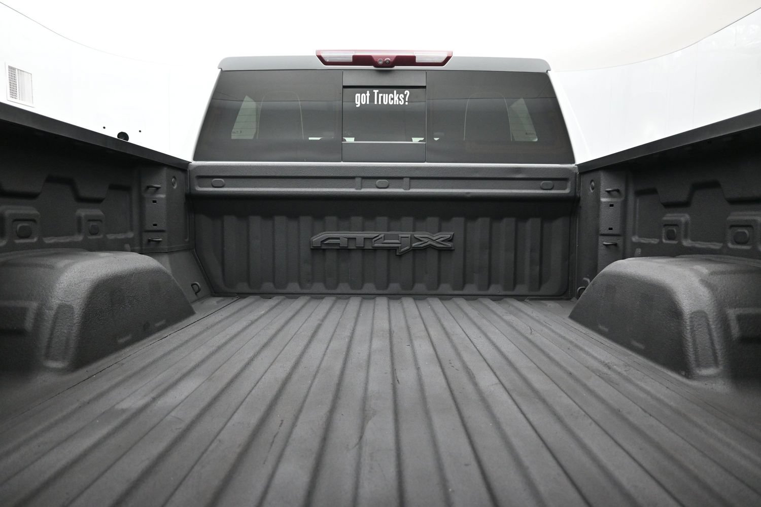 Used 2024 GMC Sierra 1500 AT4X AWD/4WD image 7