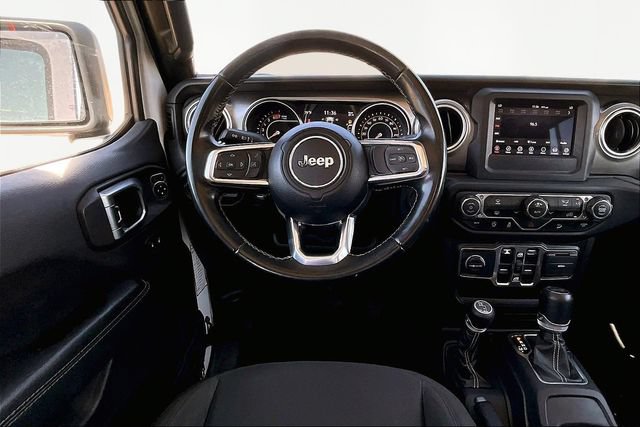Used 2020 Jeep Wrangler Unlimited Sahara AWD/4WD image 5