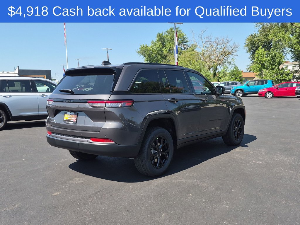 New 2026 Jeep Grand Cherokee Altitude AWD/4WD image 3