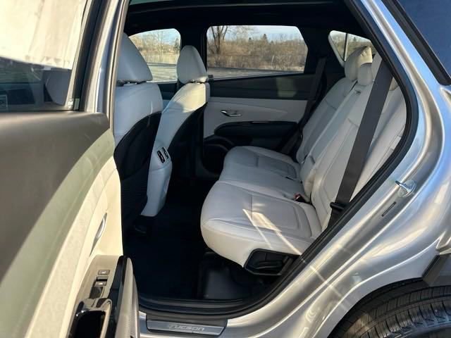 New 2025 Hyundai Tucson Limited image 19