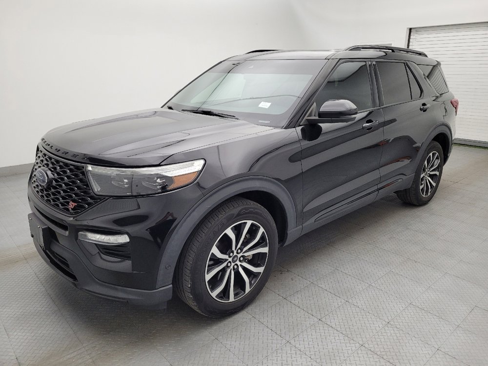 Used 2020 Ford Explorer ST w/ Premium Technology Package image 2