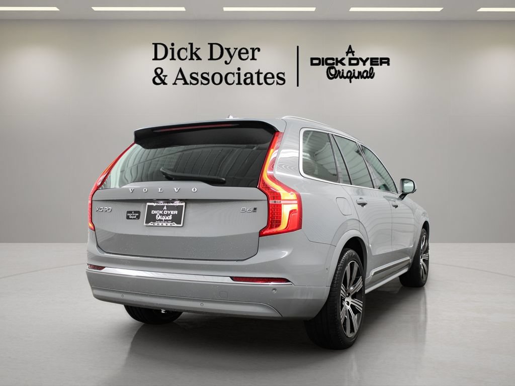 Used 2024 Volvo XC90 B6 Ultimate w/ Protection Package Premier AWD/4WD image 3