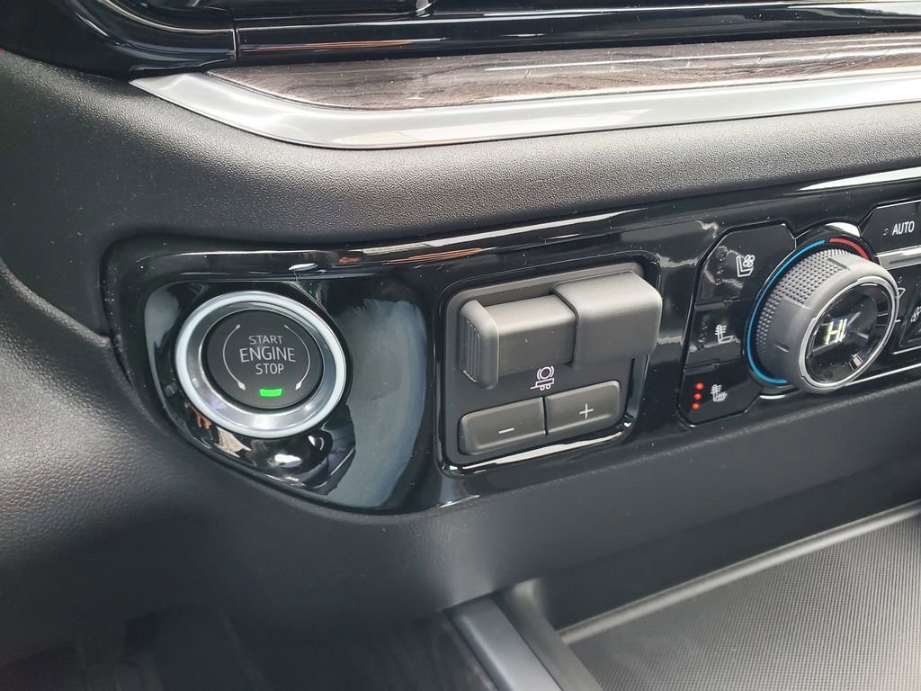 New 2026 Chevrolet Silverado 2500 LTZ w/ LTZ Premium Package image 18