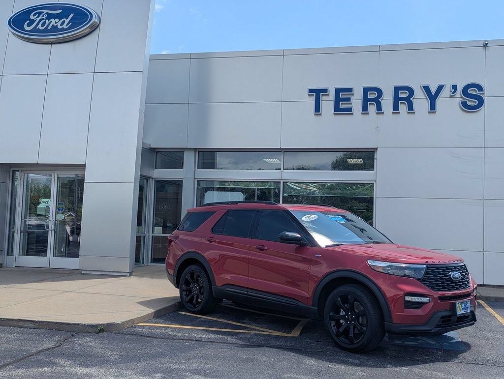 Used 2022 Ford Explorer ST-Line w/ Class IV Trailer Tow Package AWD/4WD image 1