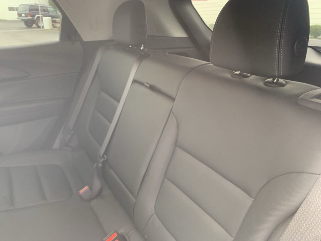 Used 2021 Chevrolet TrailBlazer LT w/ Premium Seating Package image 11