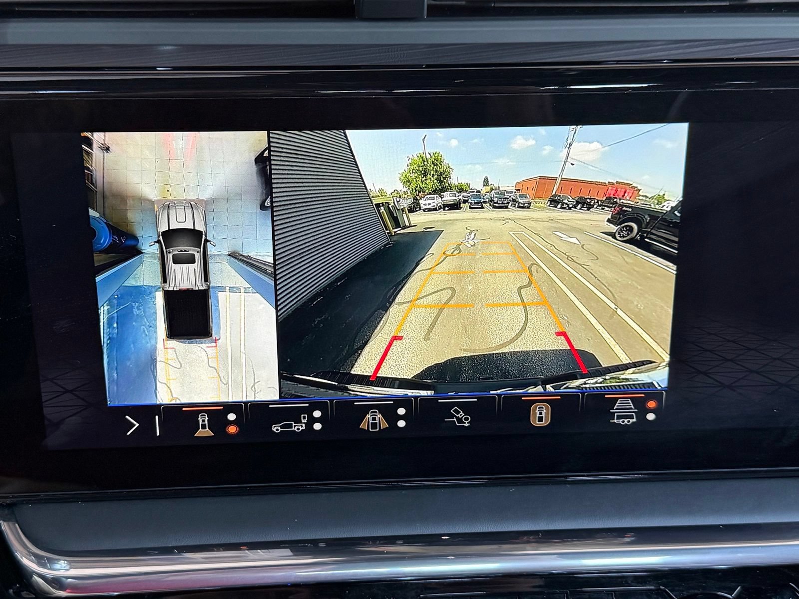 Used 2026 GMC Sierra 2500 Denali Ultimate w/ Max Trailering Package AWD/4WD image 40