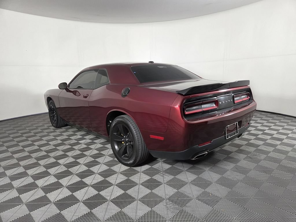 Used 2021 Dodge Challenger SXT RWD image 6