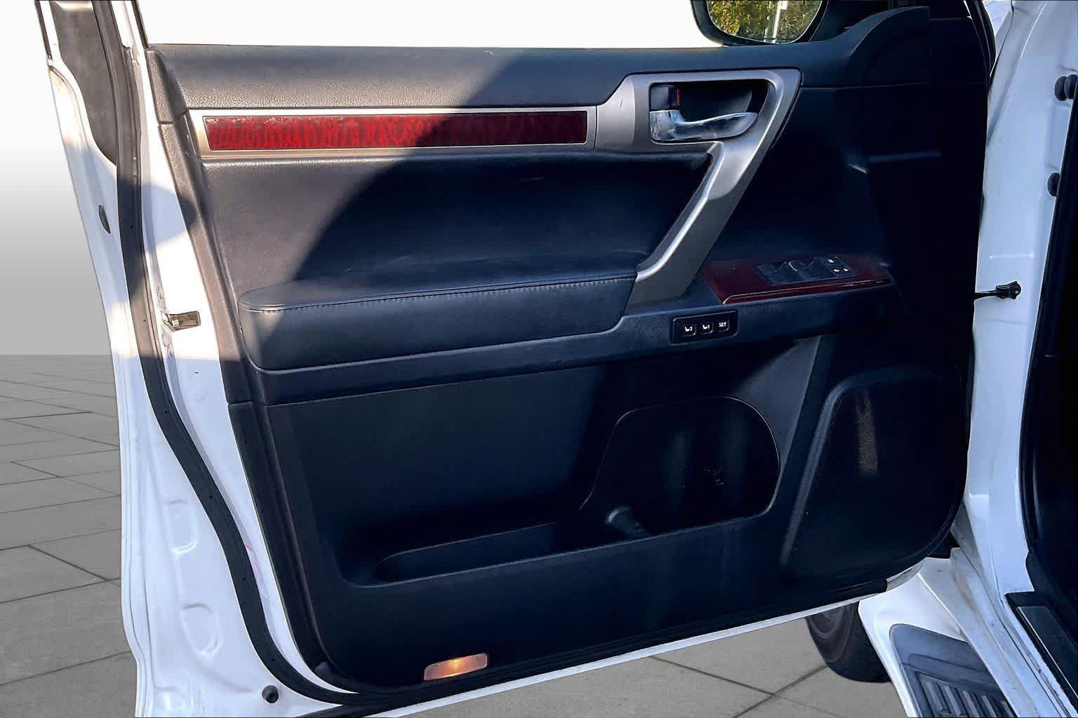 Used 2019 Lexus GX 460 Premium AWD/4WD image 21