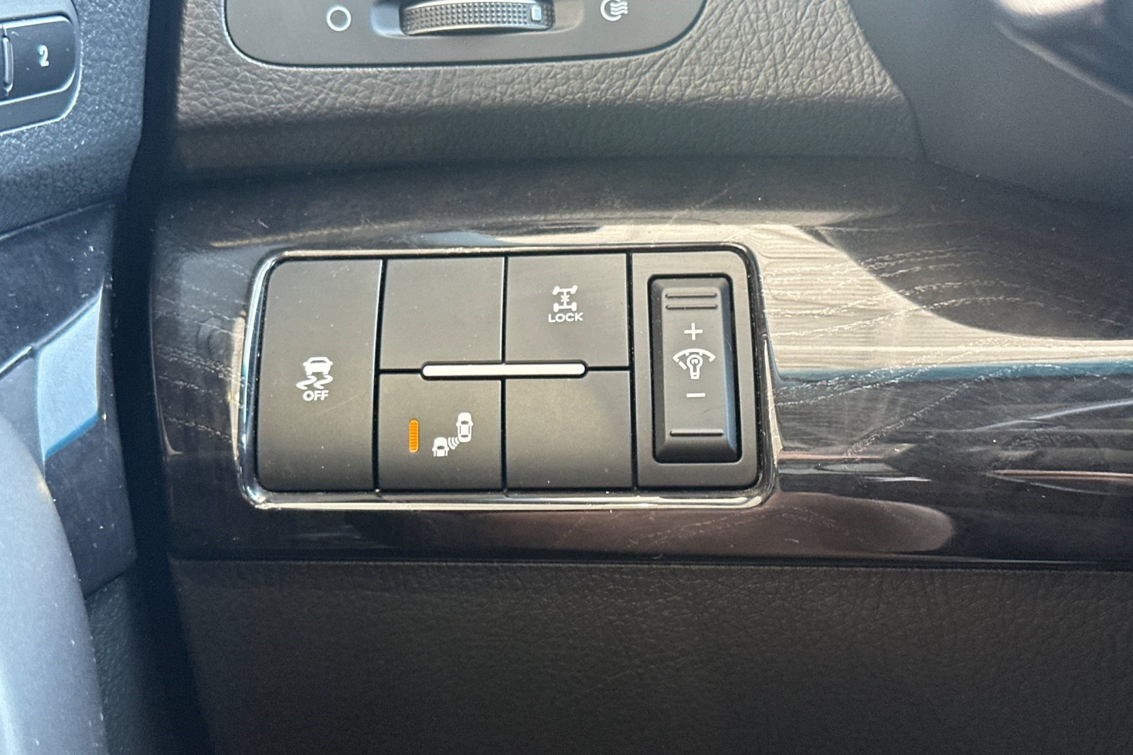 Used 2015 Kia Sorento SX AWD/4WD image 35