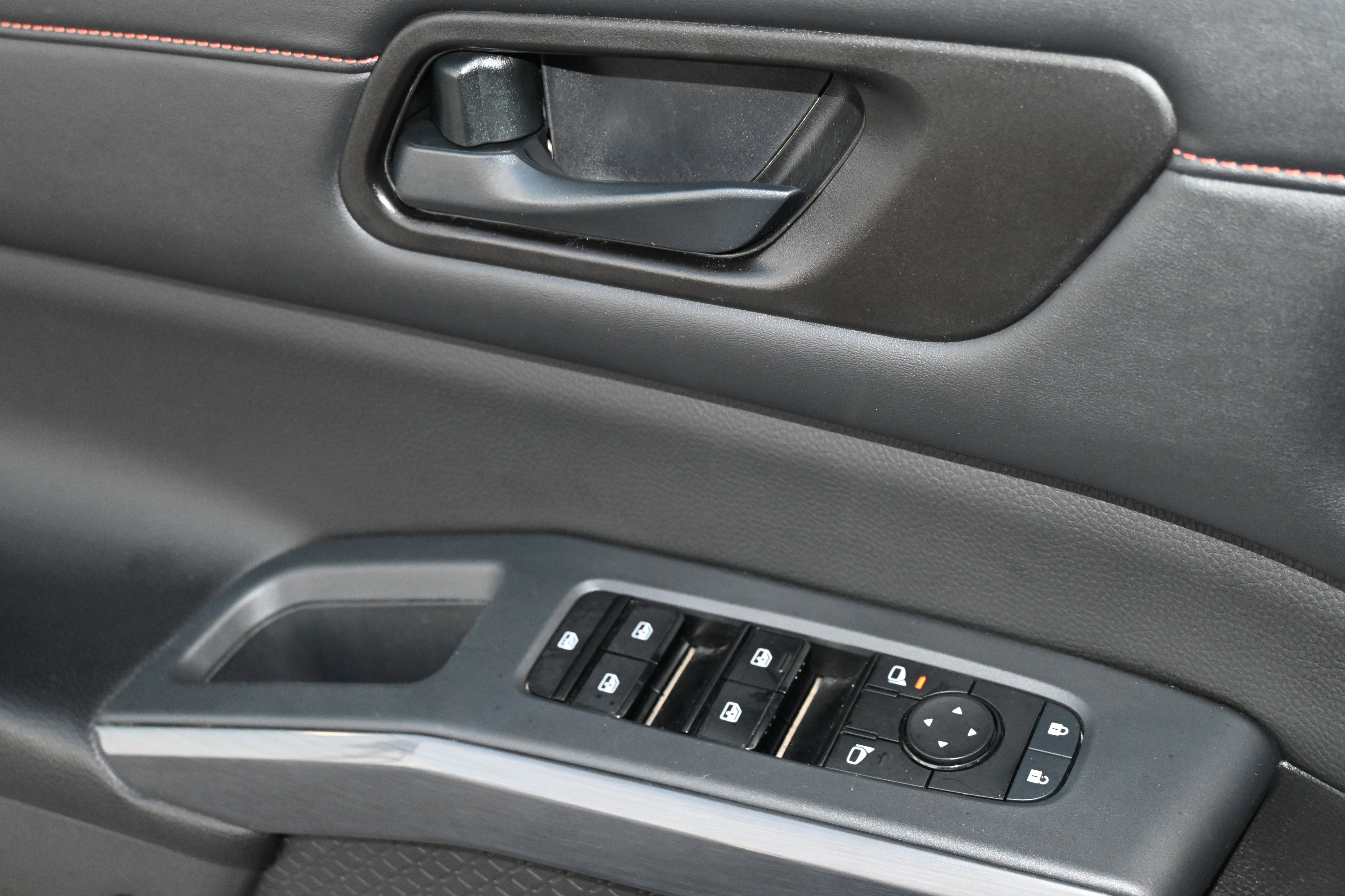 Used 2023 Nissan Pathfinder Rock Creek image 16