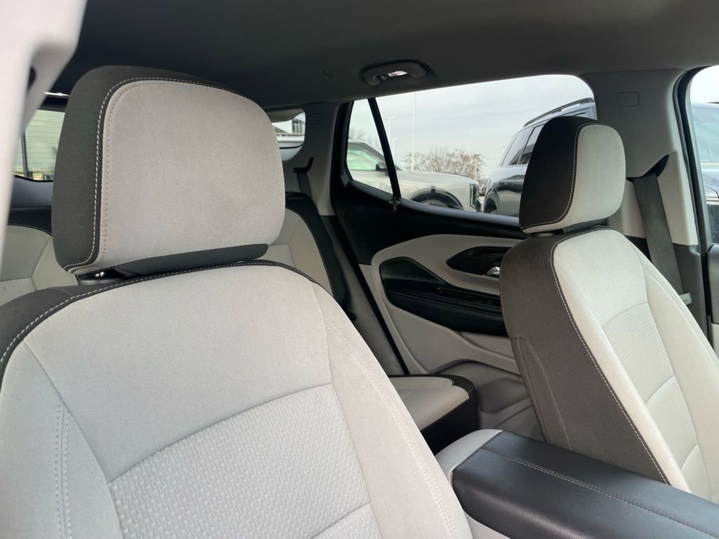 Used 2024 GMC Terrain SLE FWD image 26