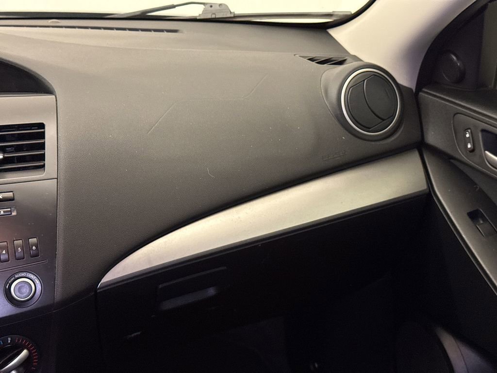 Used 2012 MAZDA MAZDA3 i Touring FWD image 14